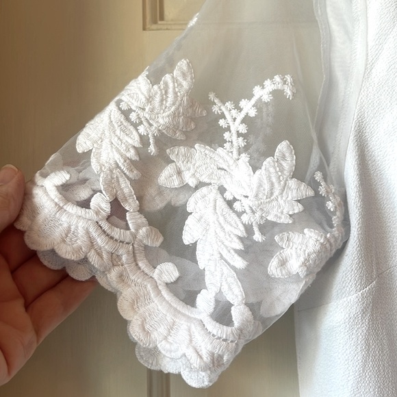 Lulus White Blouse with lace sleeves - Picture 2 of 4